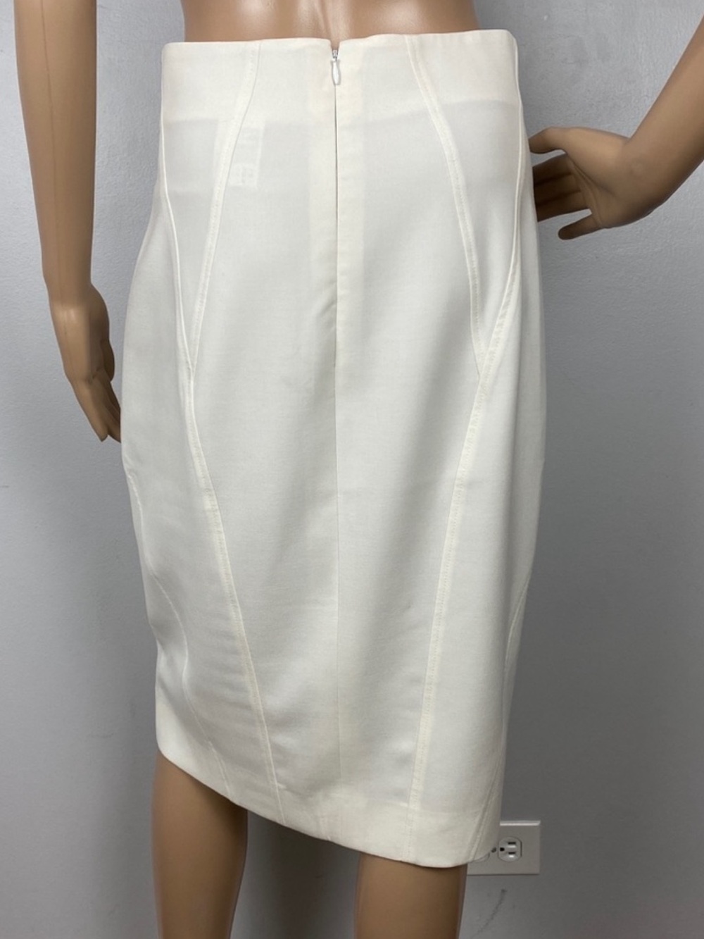 VERSACE COLLECTION WHITE PENCIL SKIRT - Picture 7 of 10